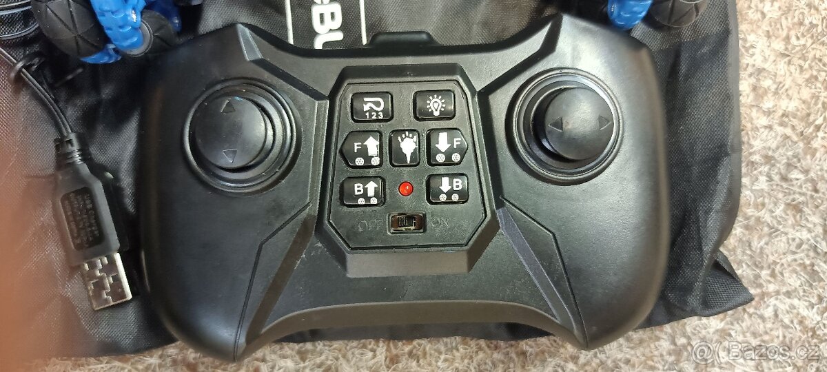 Pengbu RC drift auto 1:16 s LED a sprejem - 3