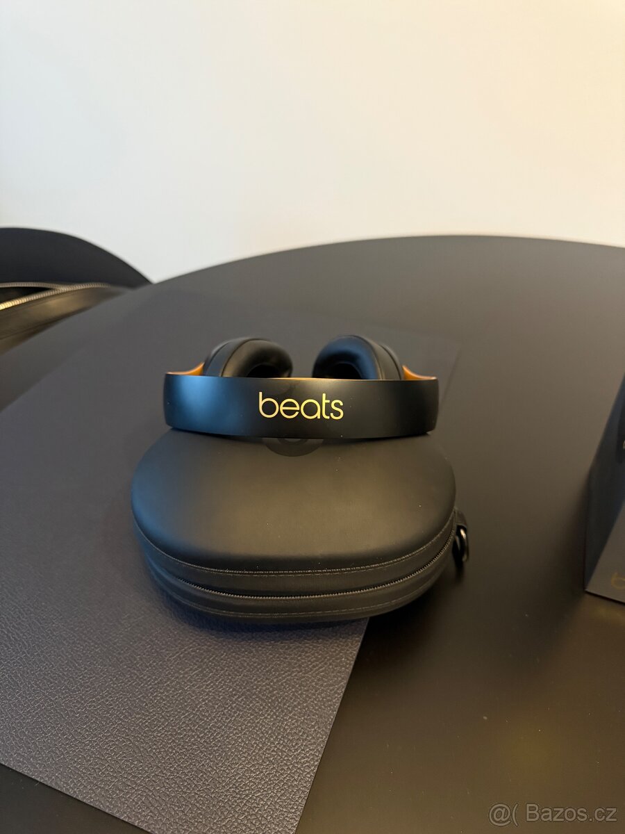 Bezdrátová sluchátka Beats Studio3 Wireless. - 3