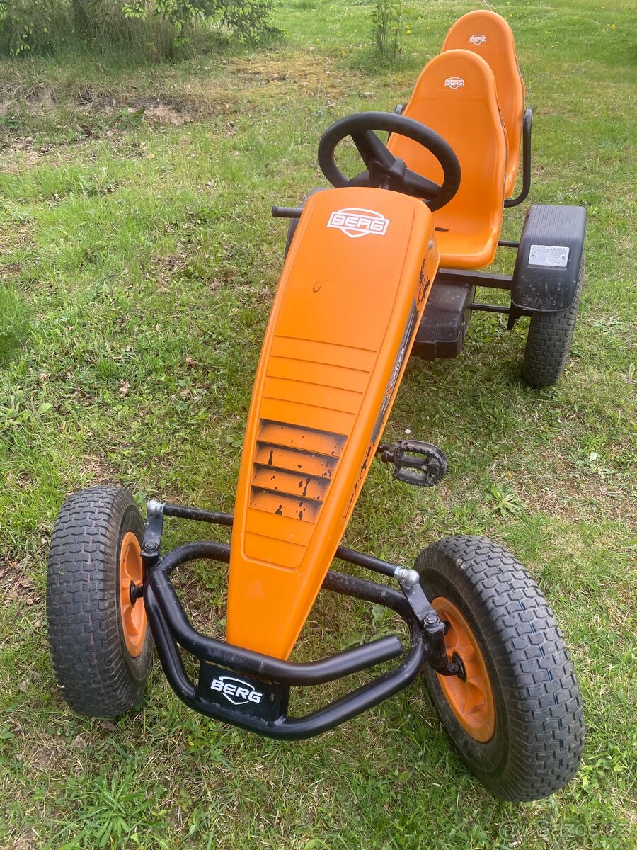 Berg motokára X cross s přívěsem