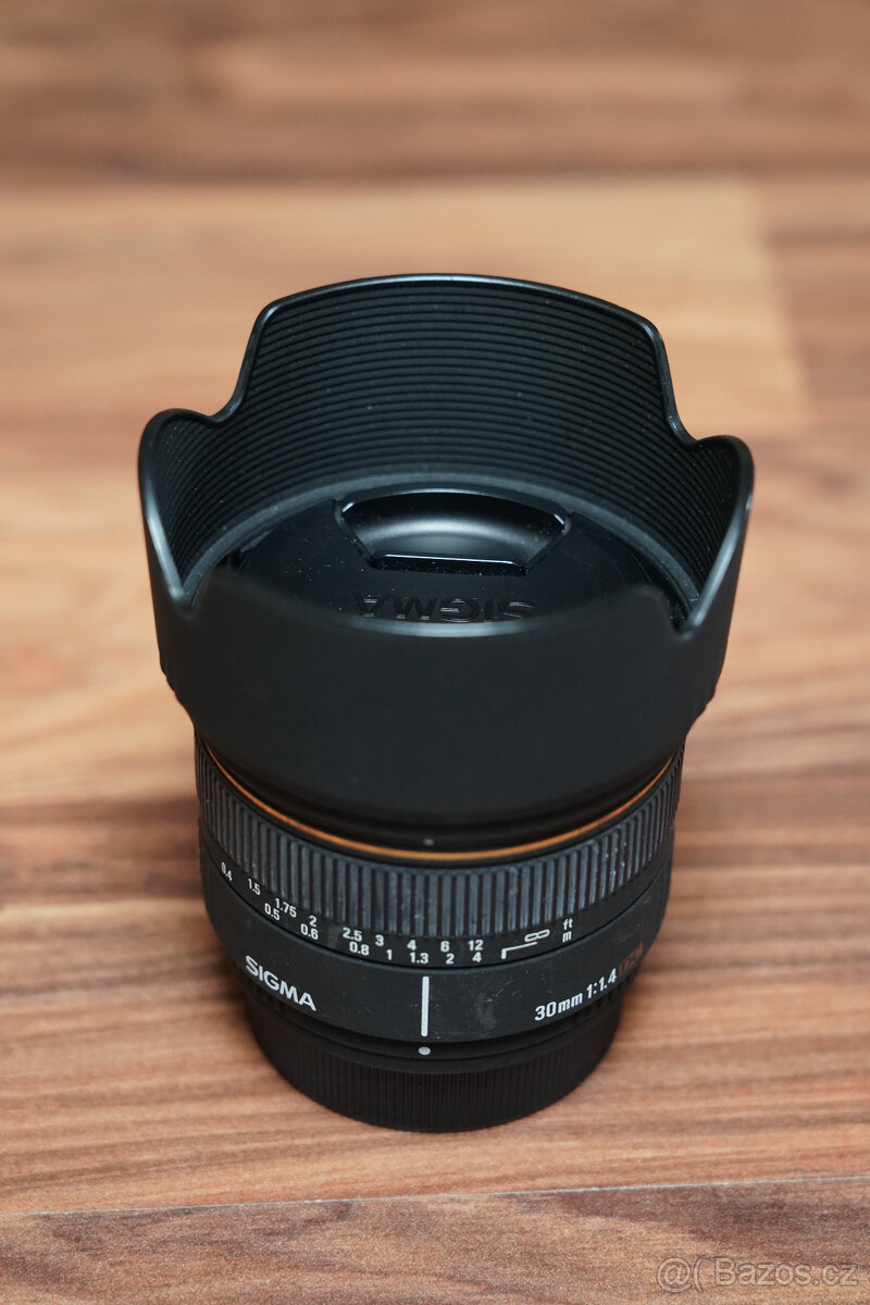 Prodám objektivy a blesk pro Pentax - 3