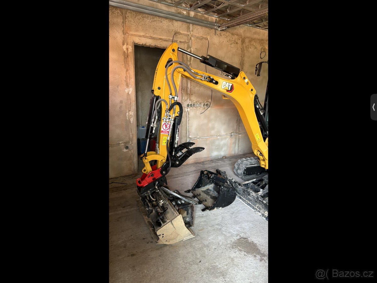 CAT 302 FULL Max Výbava PALEC - 3