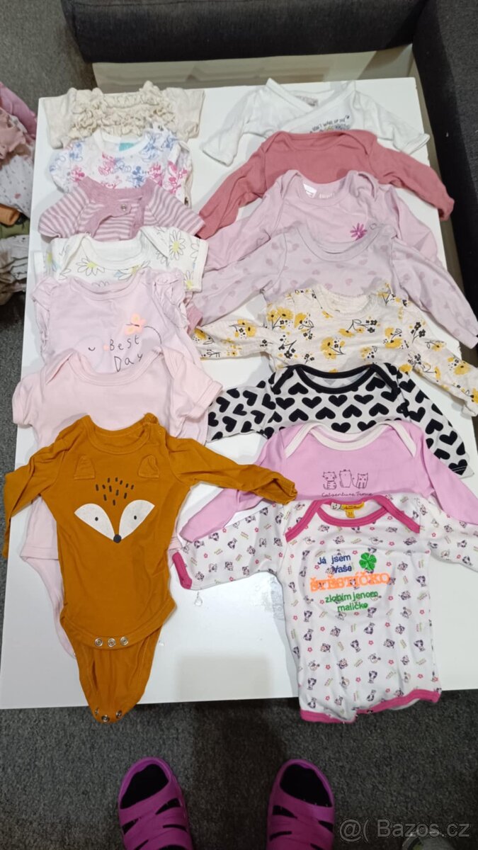 Balík oblečení pro holcicku - 3