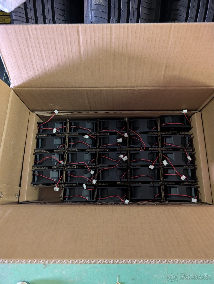 Serverový ventilátory SUNON PMD1208PMB1-A - 3