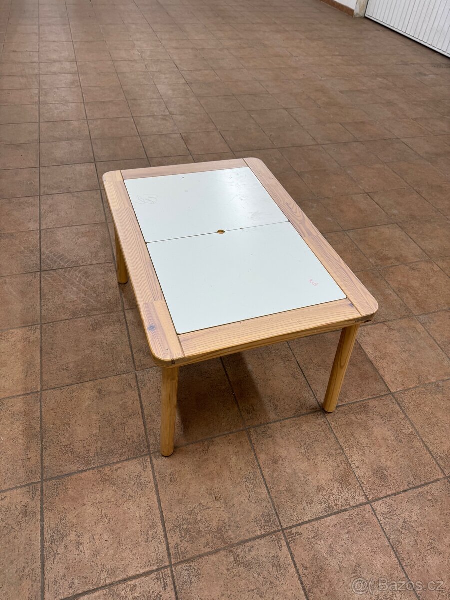 Ikea dětský stůl Flisat - 3