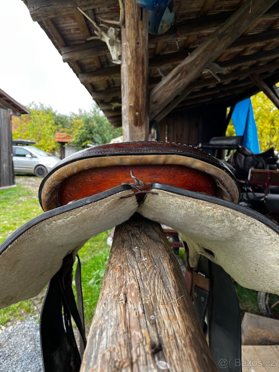 Westernové sedlo - 3