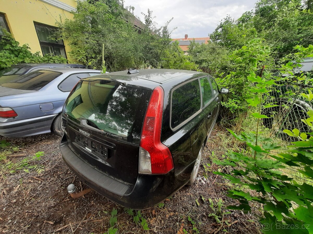 Volvo V50 na náhradní díly - 3