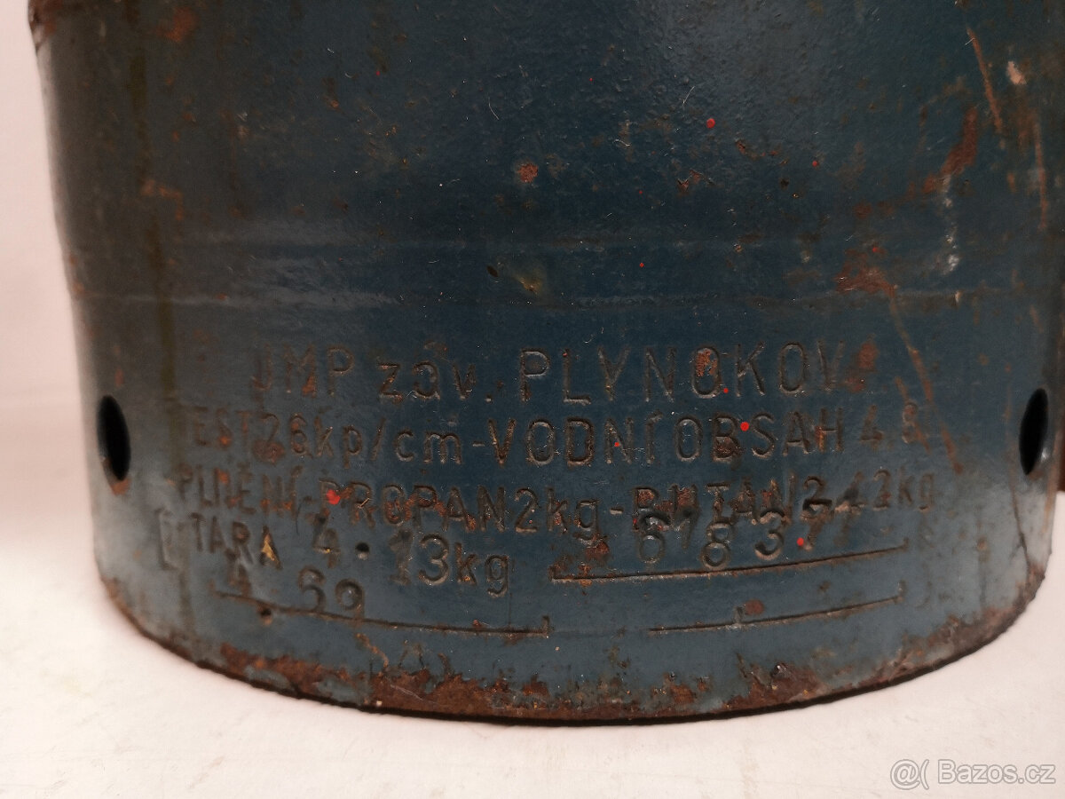 Starý plynový varič s kufríkom - 3