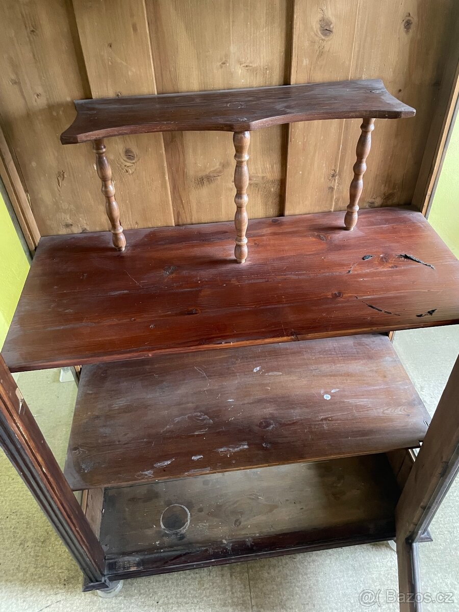 Starožitná dřevěná vitrína (skleník) - 3