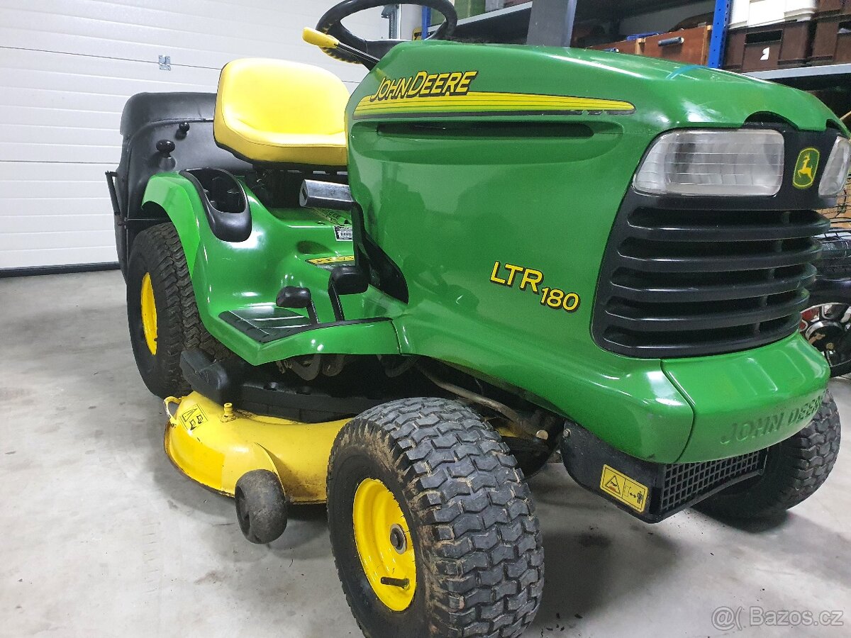 Sekací traktor John Deere LTR 180 - 3