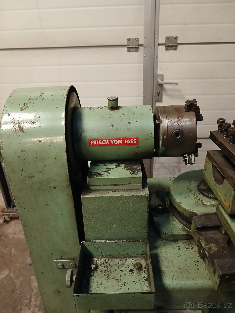 malý soustruh 400V - 3