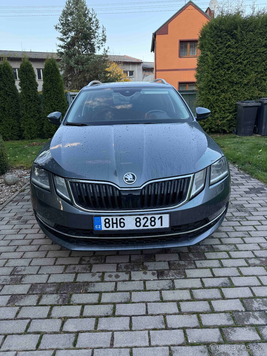 Škoda Octavia III DSG TOP VÝBAVA - 3