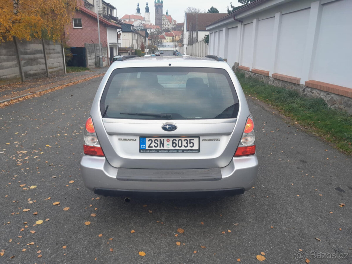 Subaru Forester SG 2.0 116kw 2006 automat - 3