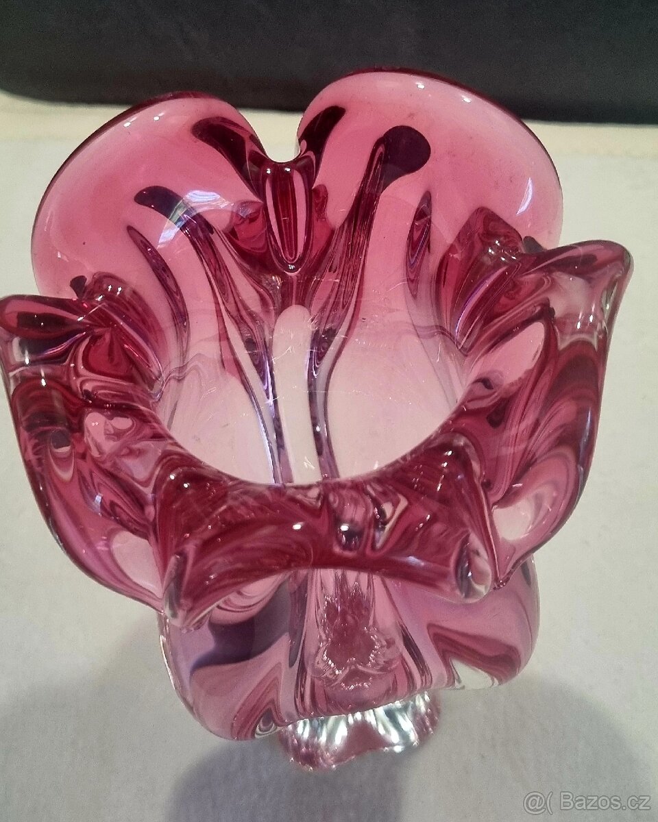 Prodám vázu hutní sklo - 3