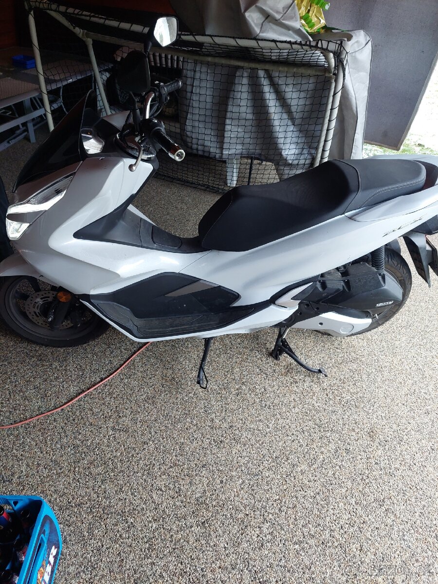 Honda pcx 4000 km. - 3