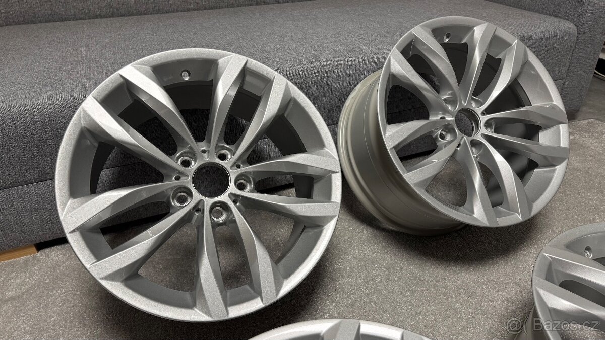 Prodám nové BMW kola 5X120 r18 - 3