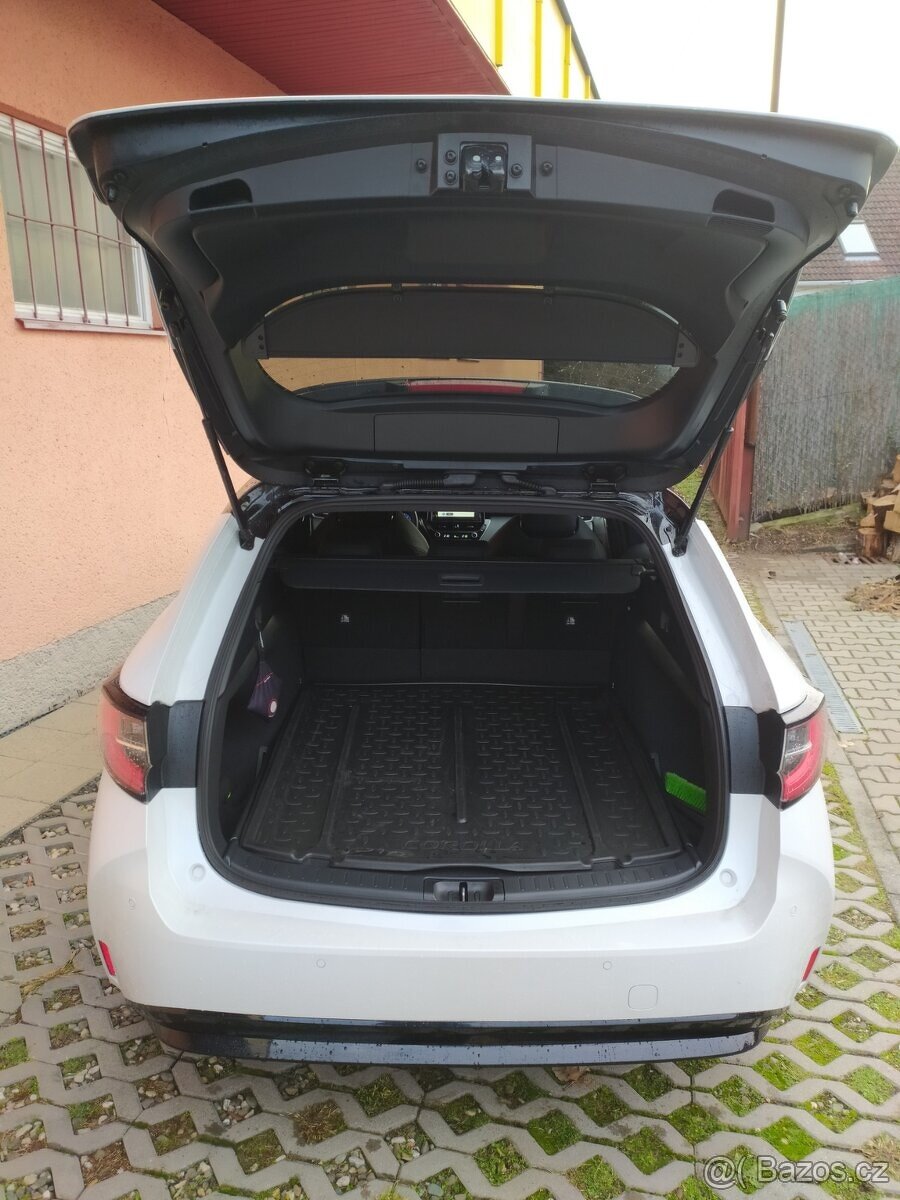 Toyota Corolla Hybrid , 1.8 . 140k TS GR SPORT - 3