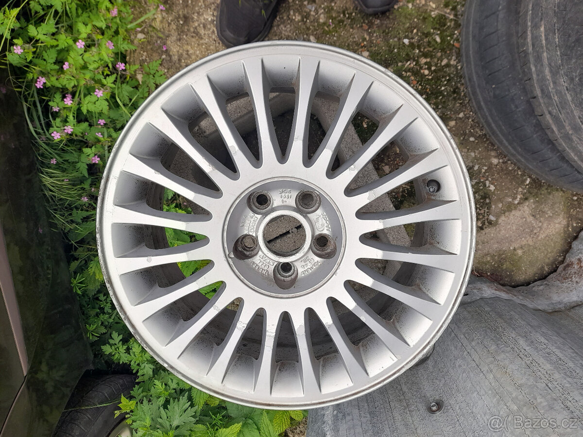 Koupím origo disk VW - 3