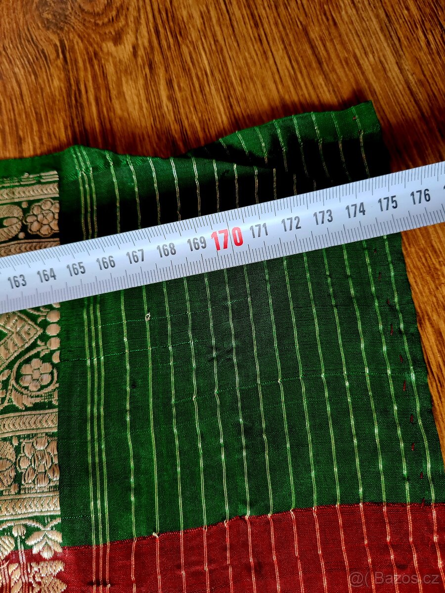 Krásné velké vyšívané hedvábí - (organza) obdélník - 3