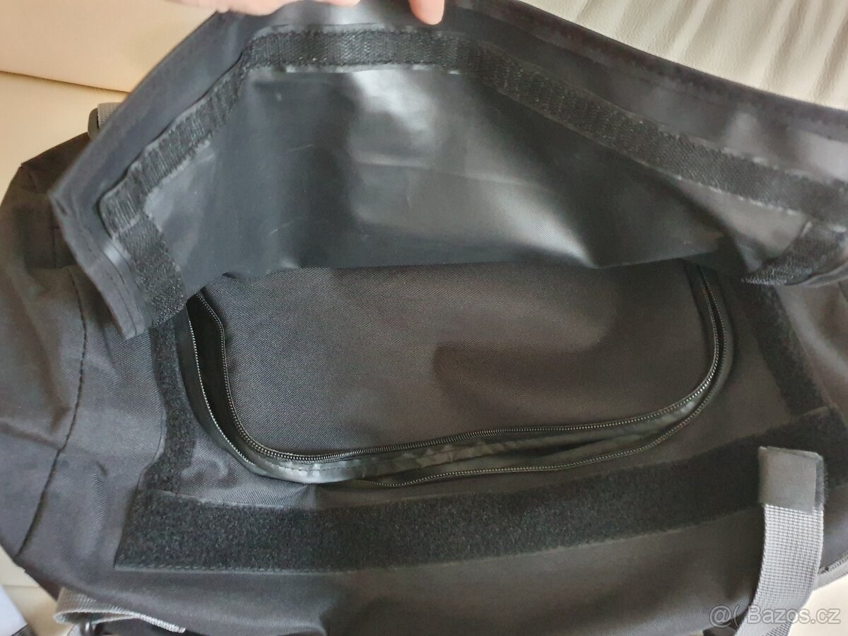 Vodotěsný vak na motorku Oxford DryStash T15 černý (22 l) - 3