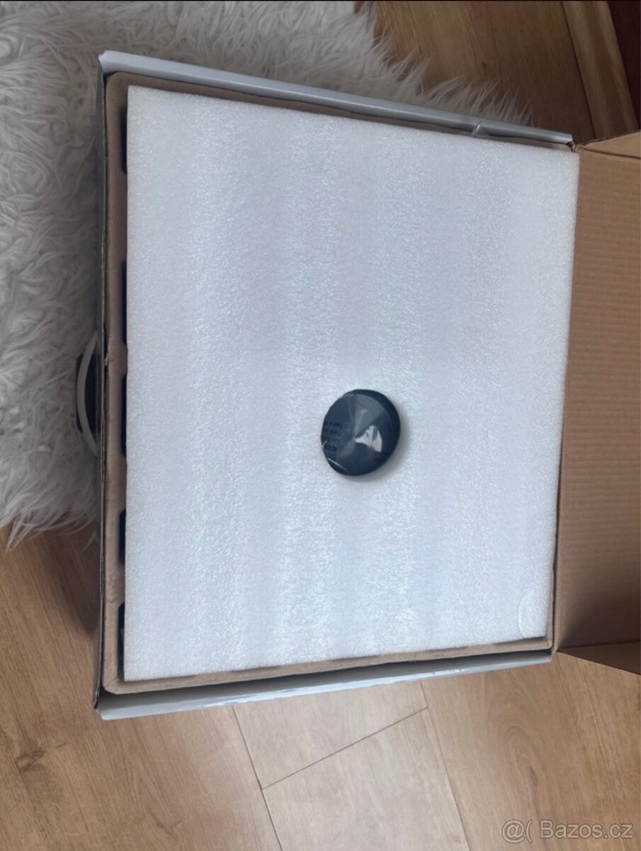 Robotický vysavač Concept VR3100 - 3