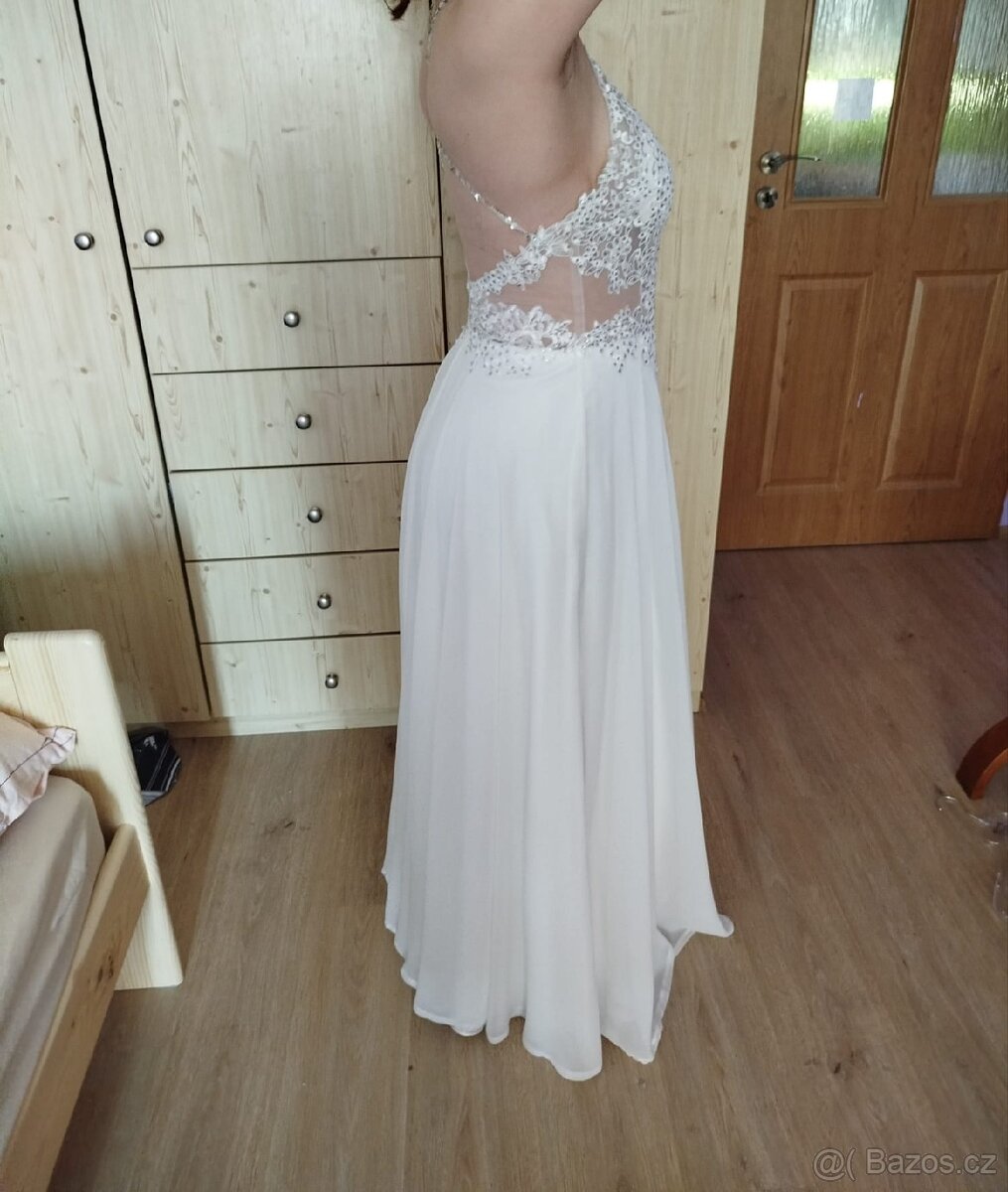 bílé šaty na věneček - 3