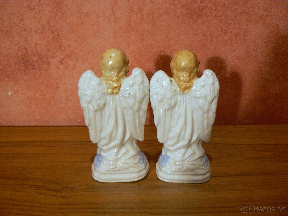 stará svatá soška-anděl - 3