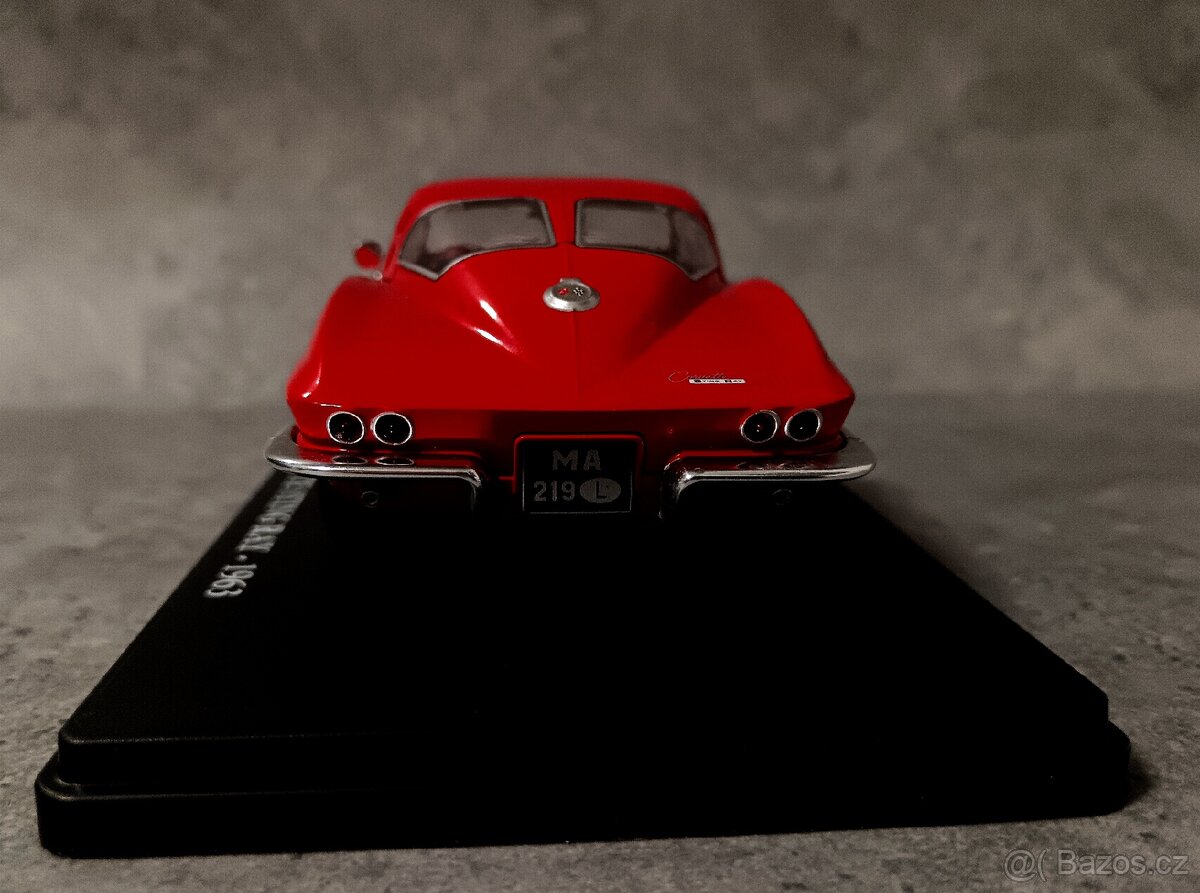 Chevrolet Corvette Sting Ray 1:24 - 3