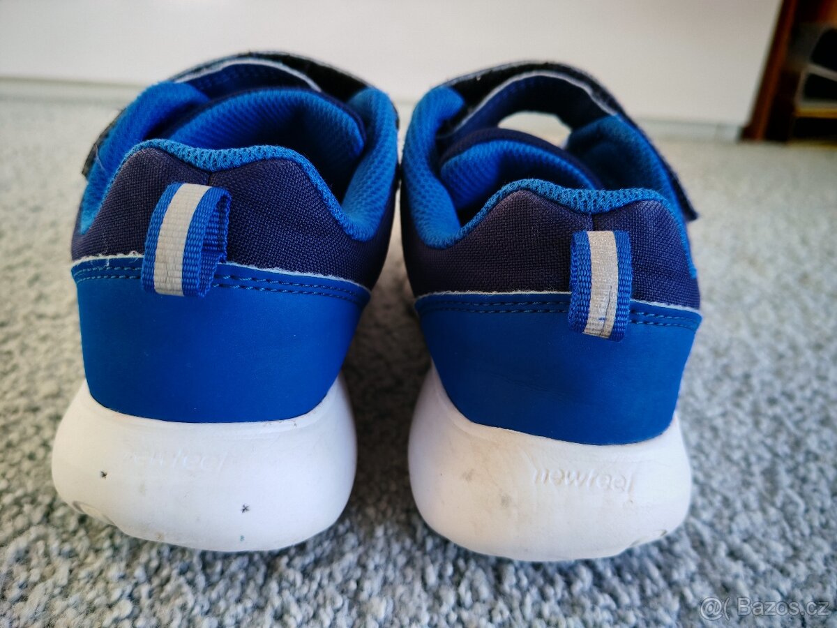 Lehké sportovní tenisky Decathlon vel. 34 - 3