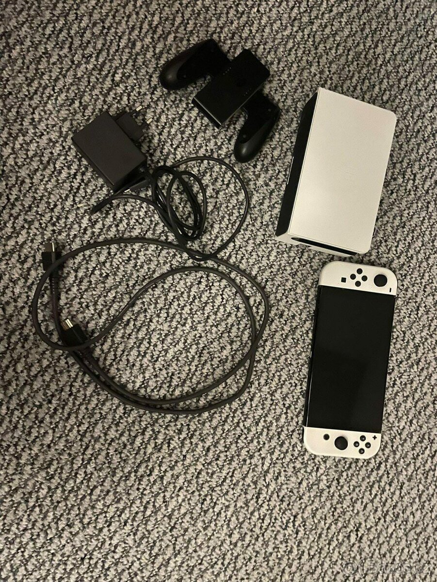 Nintendo switch - 3