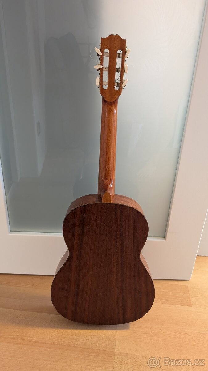 Kytara Strunal 1/2 typ 4655M včetně obalu - 3