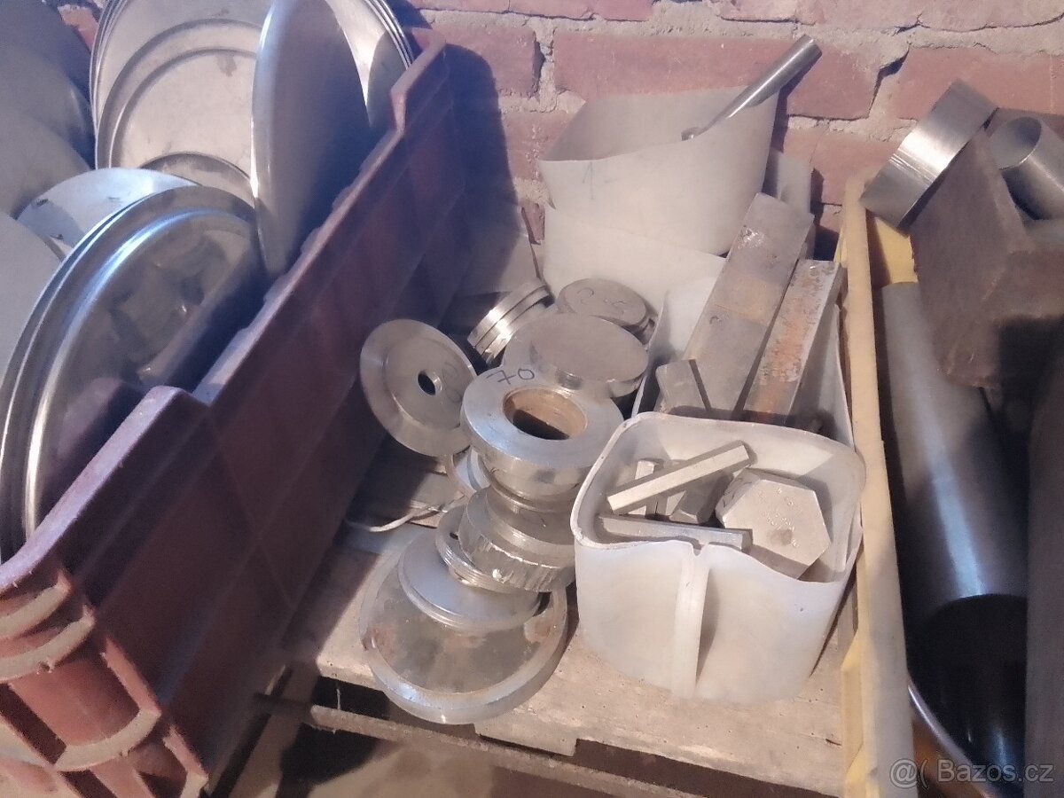 Nerezový materiál - 3