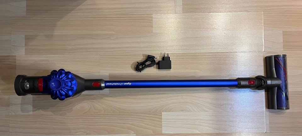 dyson v7 motorhead - 3