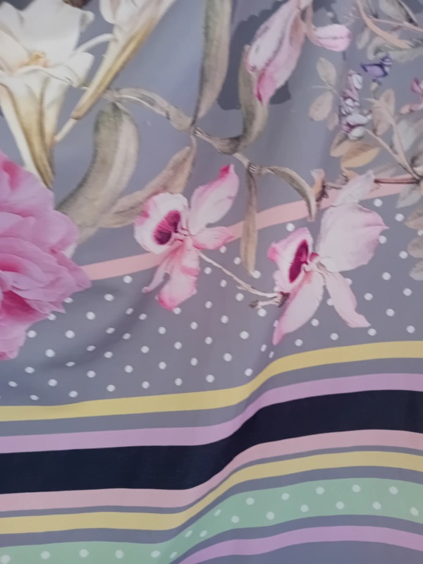 Halenka květovaná - 3