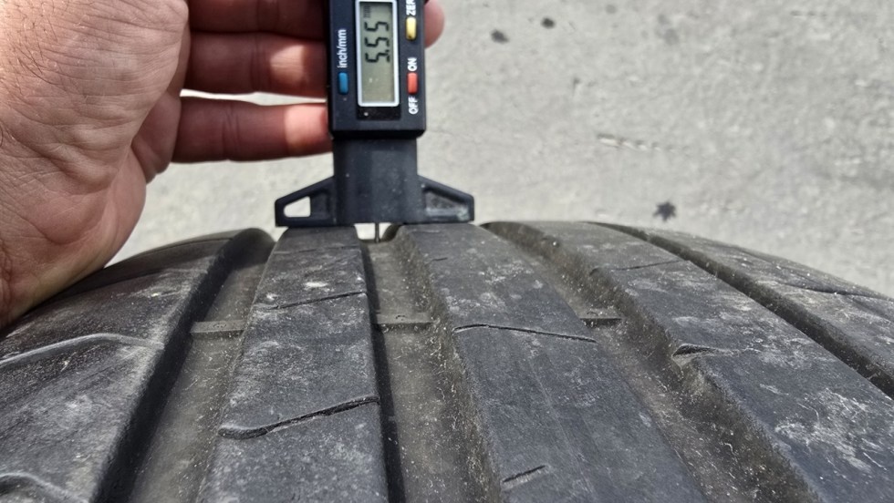 Letní pneumatika 245/40/19 Pirelli - 3