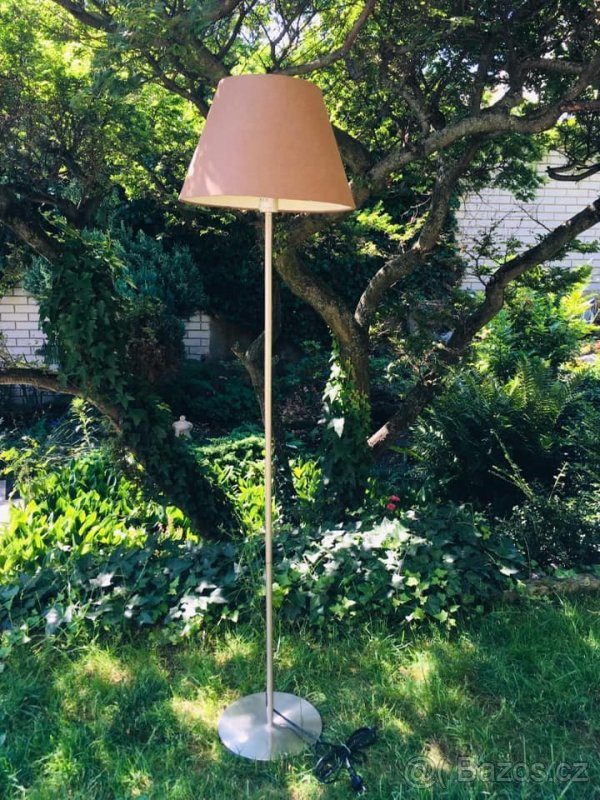 Lampa Ikea se dvěmi stínidly - 3