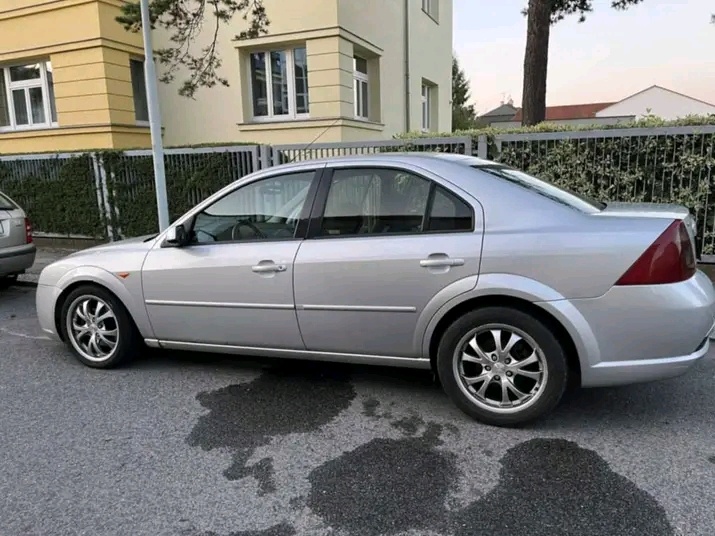 Ford Mondeo MK3 2.0 i 107 kW - 3