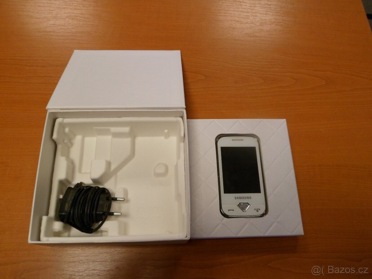 Samsung S7070 DIVA - 3