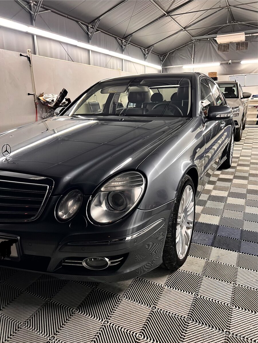 Mercedes Benz w211 e350 - 3