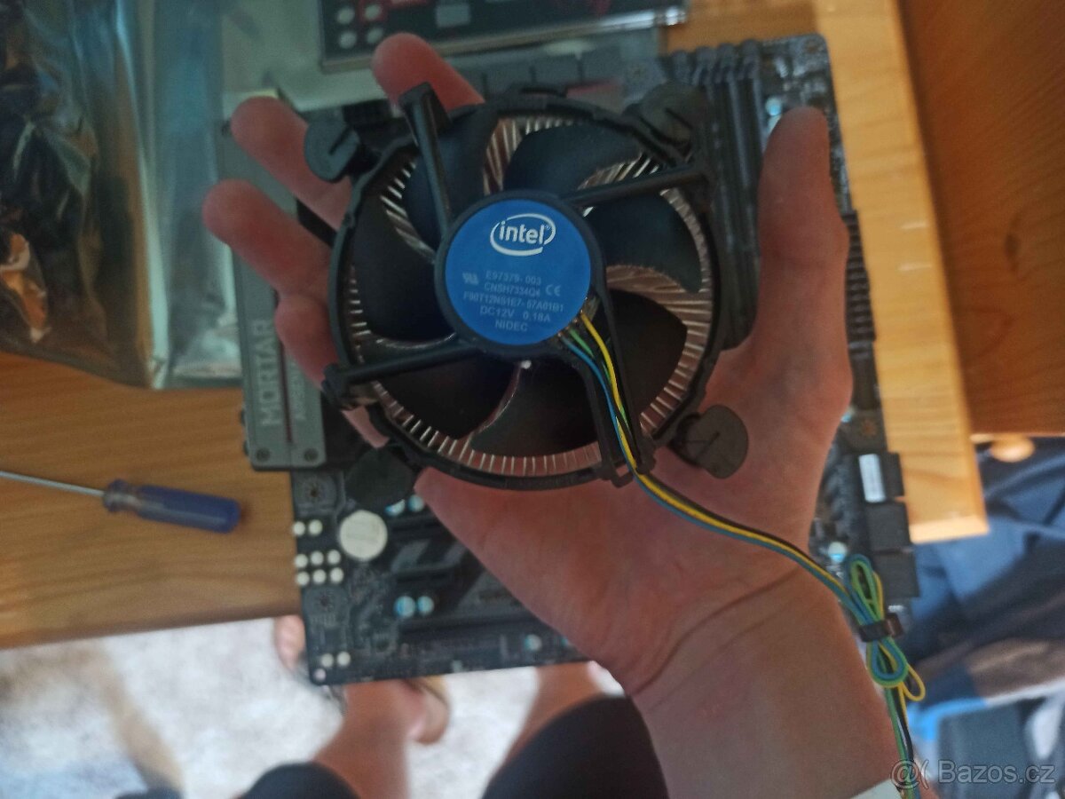 Intel i5-7500 + MSI B250M Mortar + chladič + kabeláž - 3