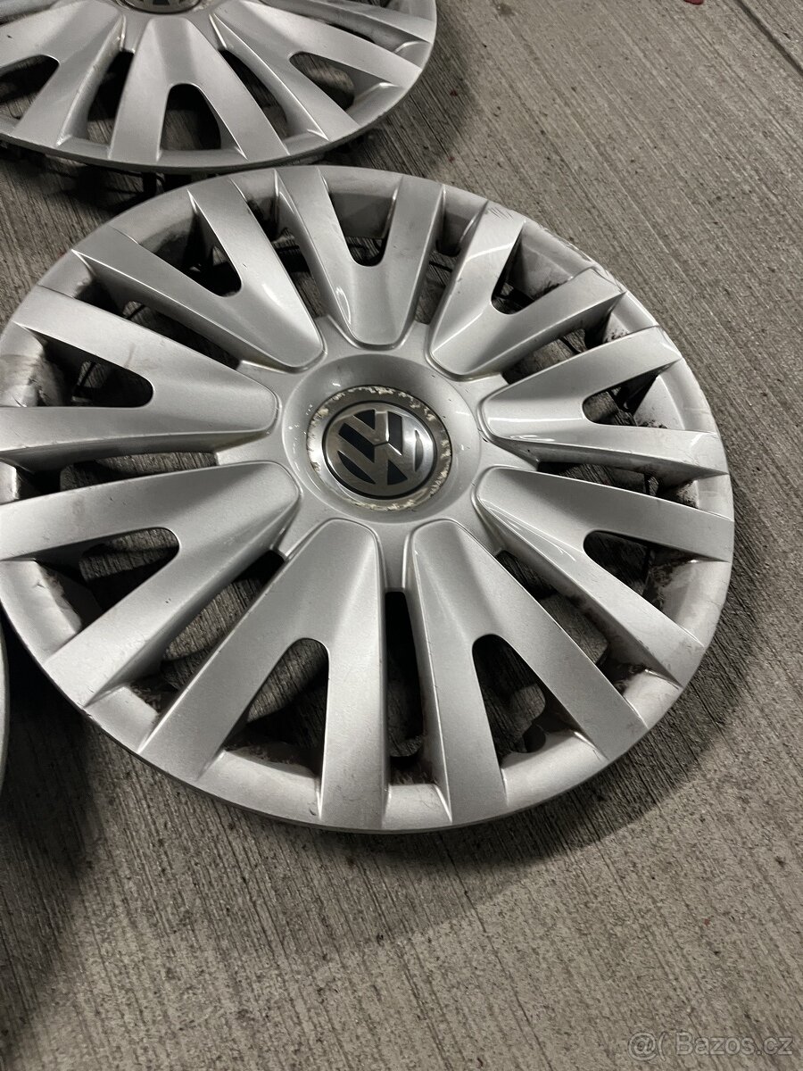 Kryty kol Volkswagen 15” - 3