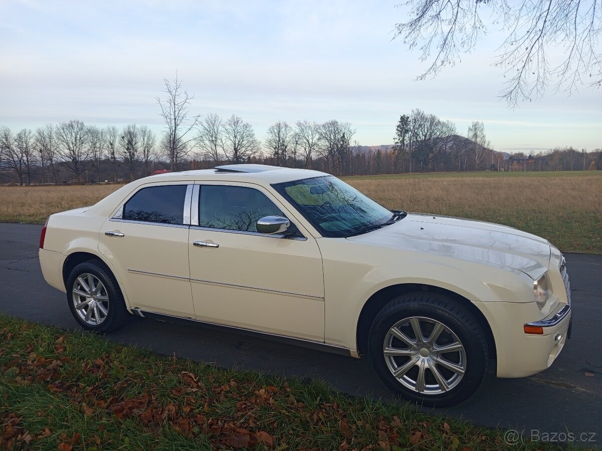 CHRYSLER 300C 5.7HEMI AWD VÝMĚNA MOŽNÁ - 3