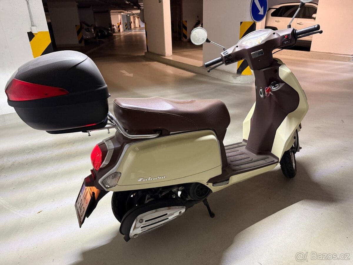 Retro skútr Keeway zahara 125 - 3