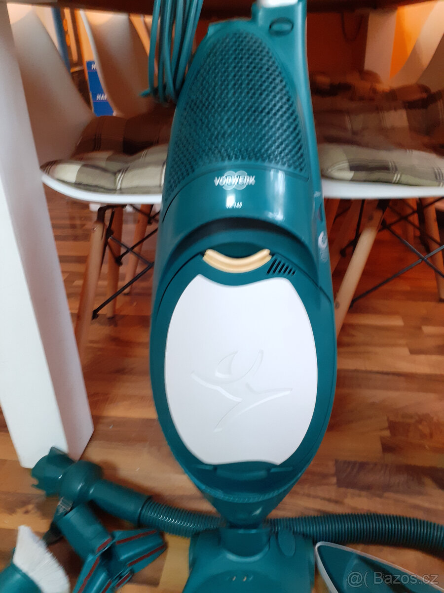Vorwerk VK 140 + příslušenství perfektní stav - 3
