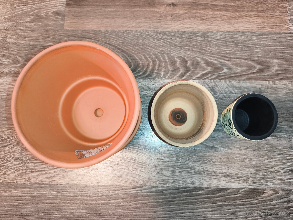 Sada 3 ks keramických květináčů - 3