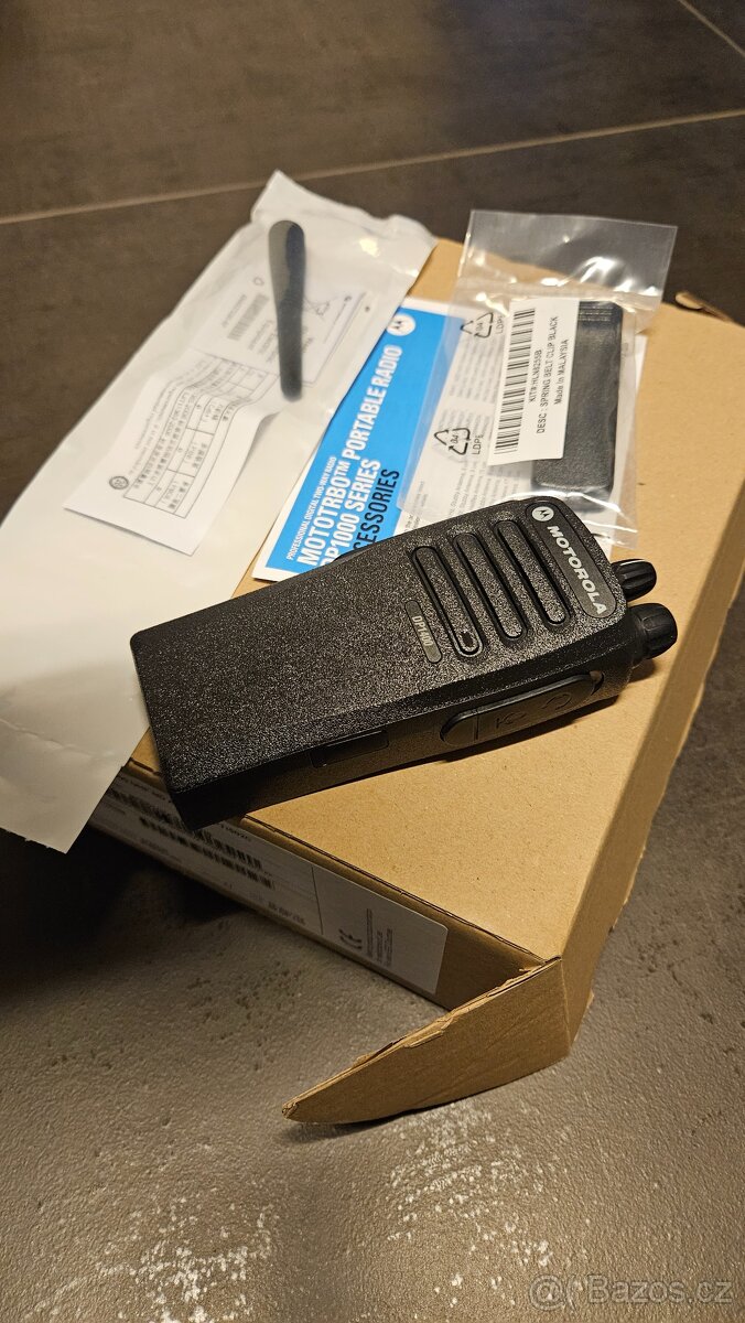 Prodám novou vysílačku Motorola DP1400 - 3