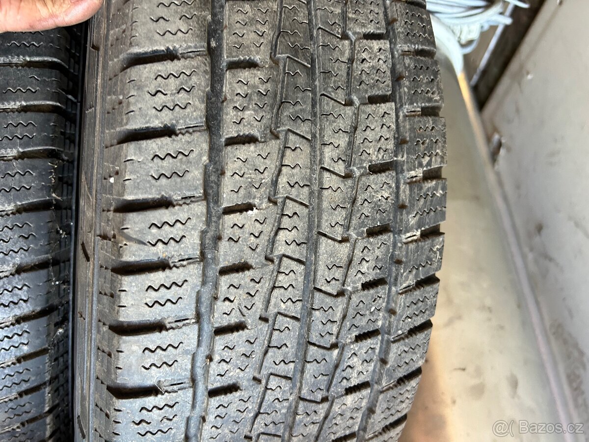 Plechový Disk VW T5 5x120 16” 6 ks + pneu 205/65/16C - 3