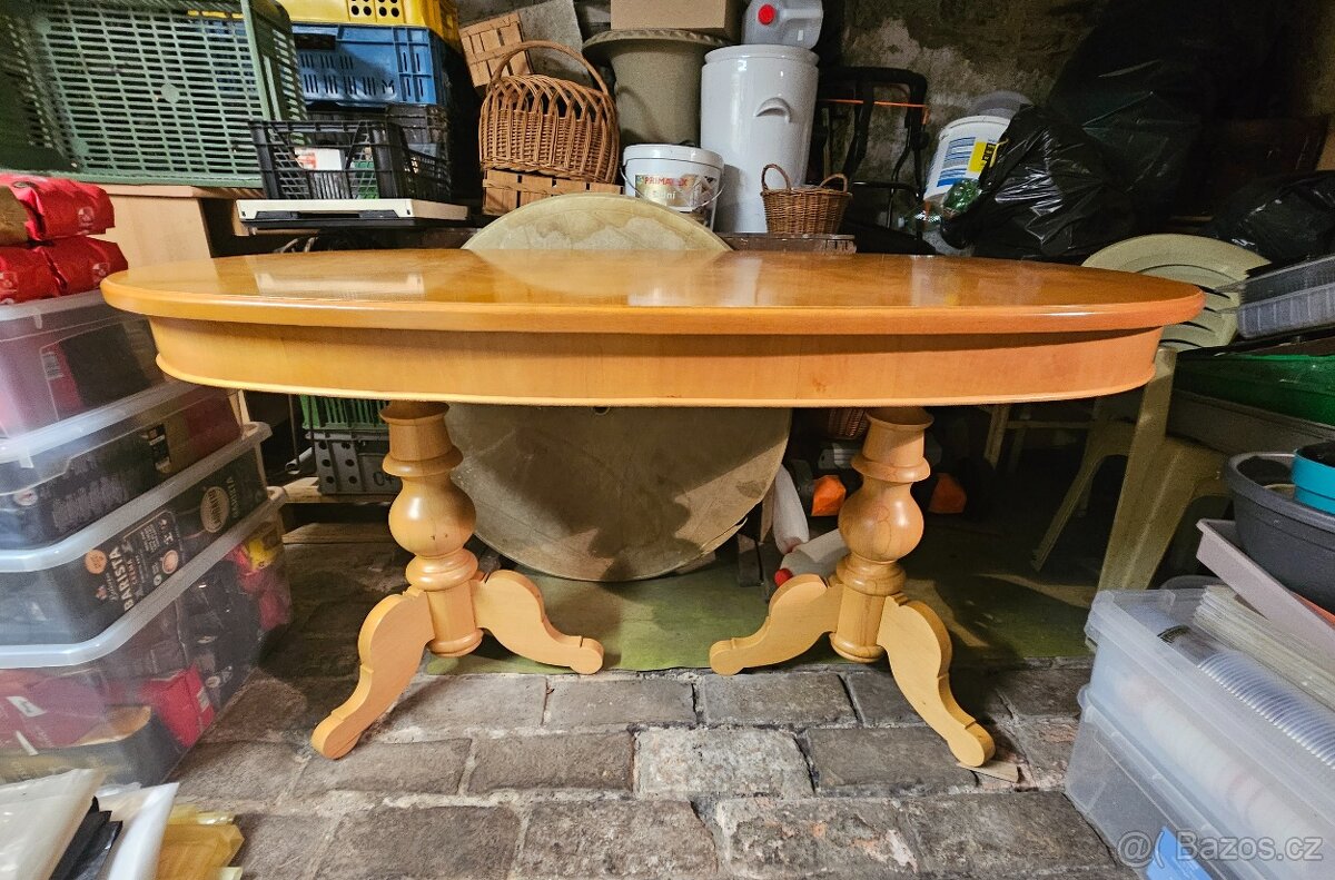 Dřevěný oválný jídelní stůl z masivu - 3