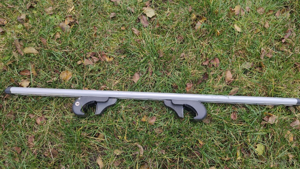 Držák na střešní lyže - příčník - 3