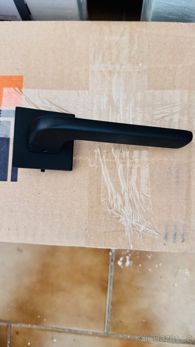 Interiérové dveře DRE plné hladké bazfalcové Dekor kašmír - 3