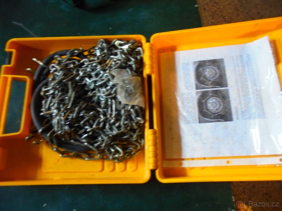 SNĚHOVÉ ŘETĚZY - 3